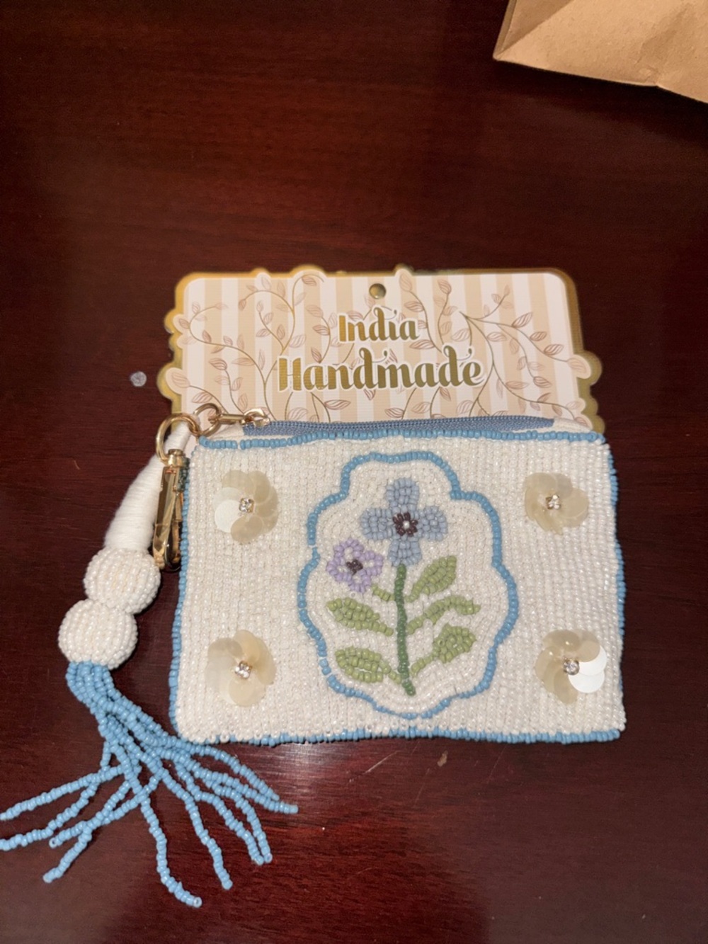 Handmade Beaded Floral Wallet - White & Light Blue
